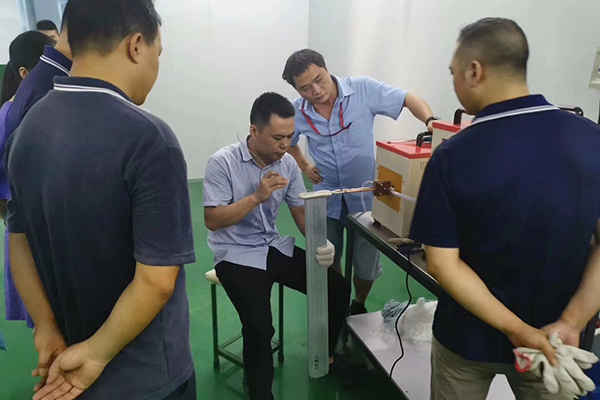 【深圳】客戶貨比三家之后選擇力華高頻淬火設(shè)備