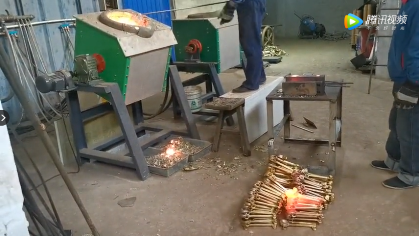 中頻熔煉爐案例現(xiàn)場