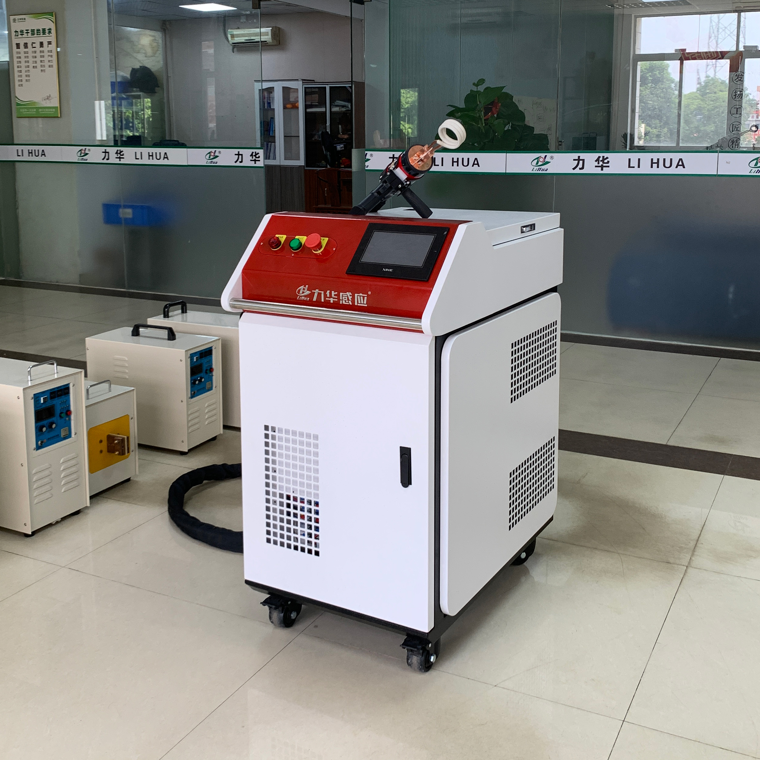 25KW雙頭手持式輕便型加熱機