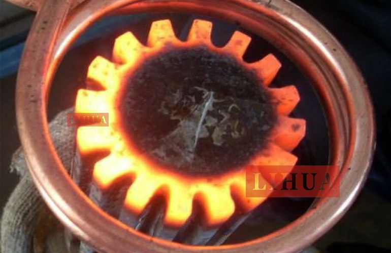 感應(yīng)加熱淬火.jpg 感應(yīng)加熱淬火.jpg