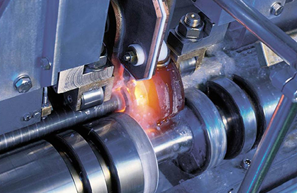 小型中頻淬火機(jī)床 小型中頻淬火機(jī)床